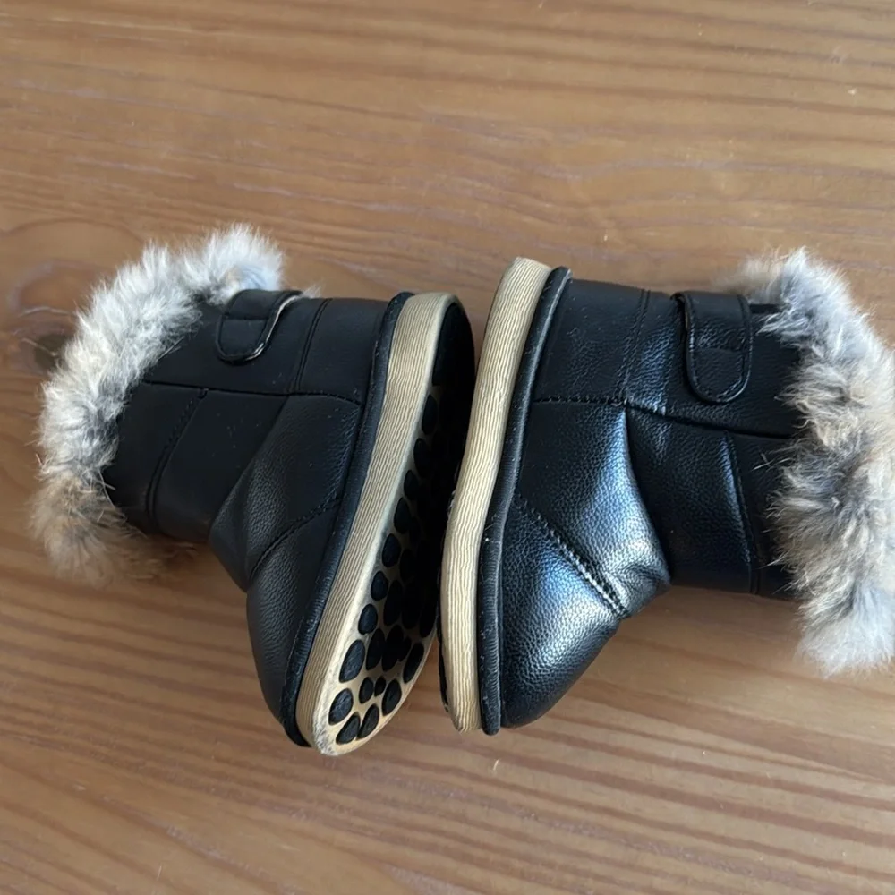 Comfy kids baby black snow boots with fur - Picture 4 of 10